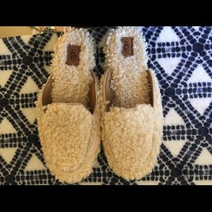 Ugg slipper